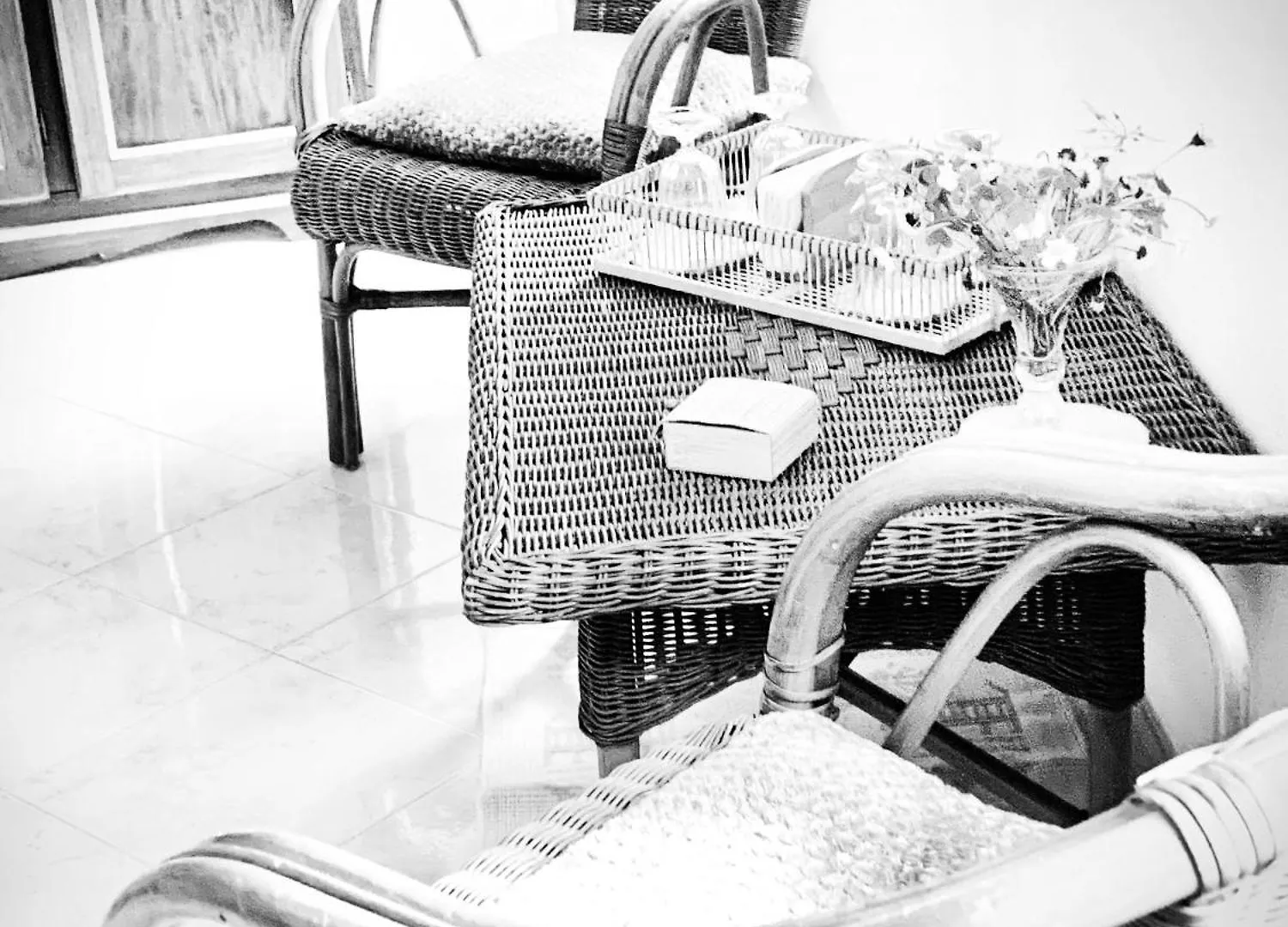 Bnb Inn - Cyclists & Bikers - Camere Con Bagno Privato-Parcheggio Interno Per Moto E Bici -Energetic Breakfast Extra Laconi